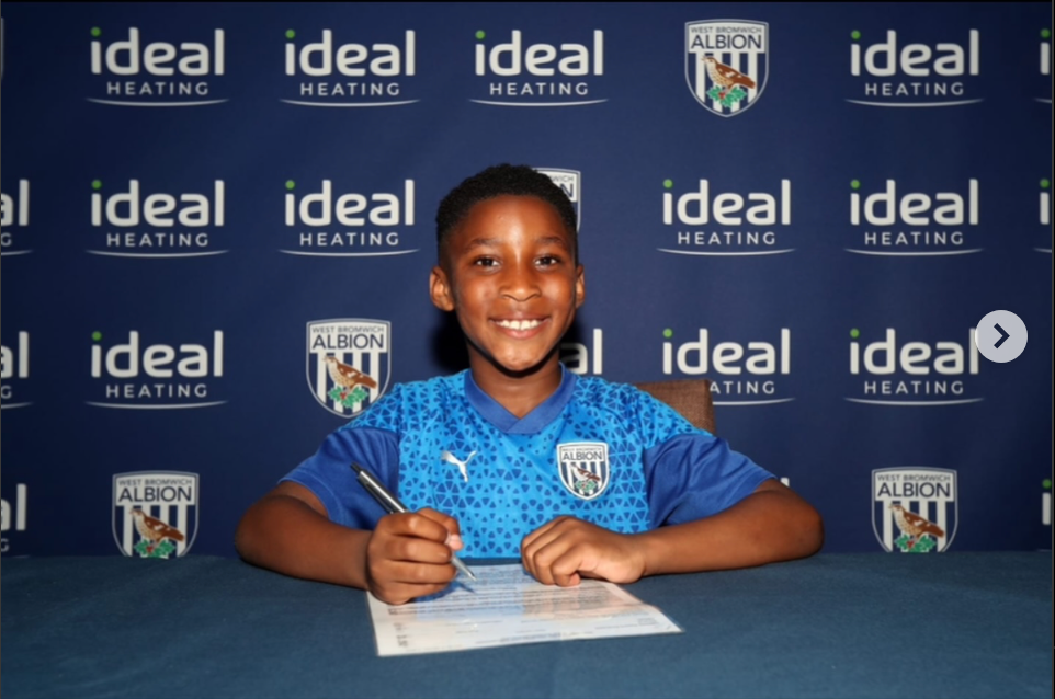 Player signing with West Bromwich Albion